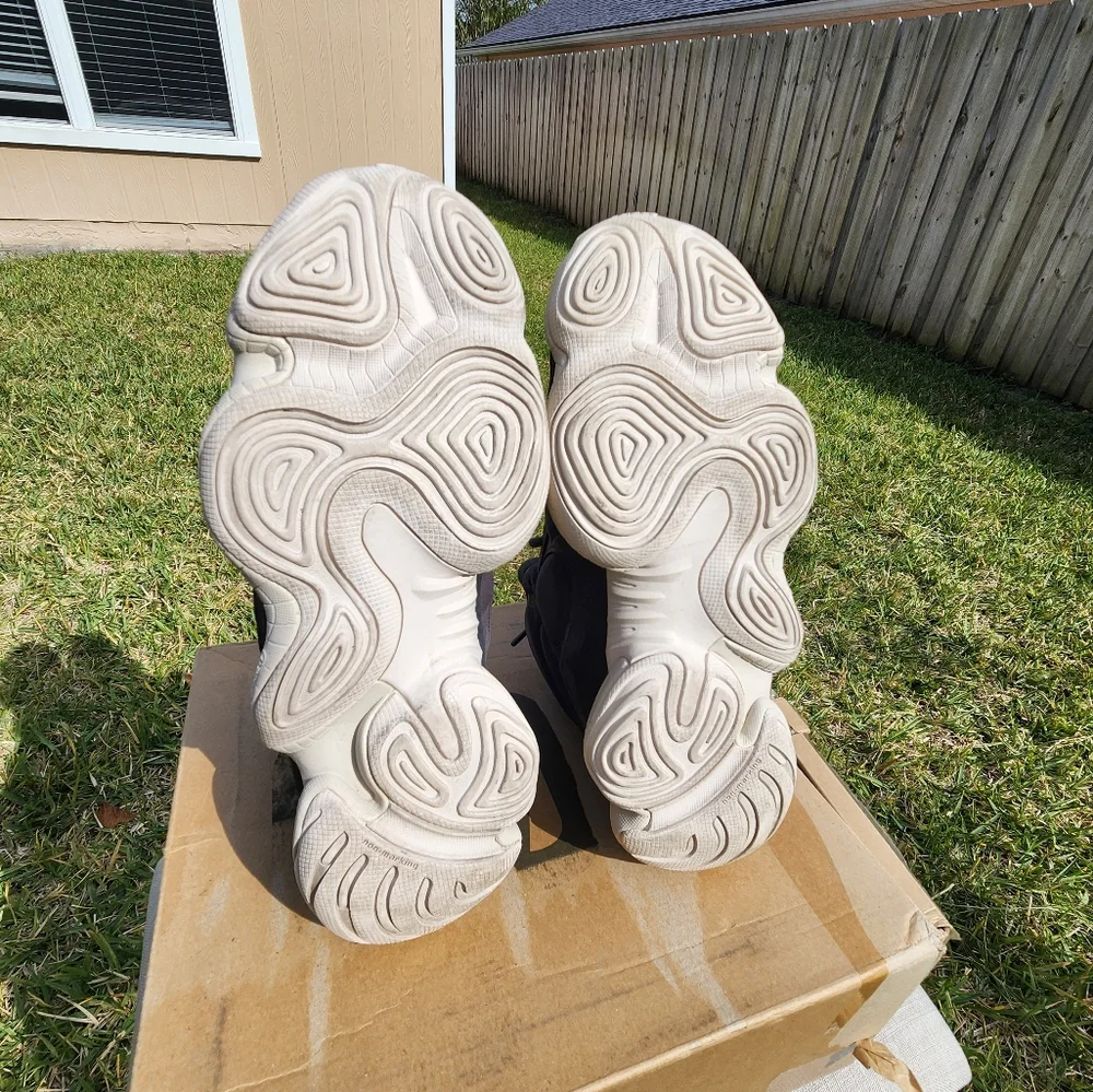 Size 9.5 - adidas Yeezy 500 High Slate